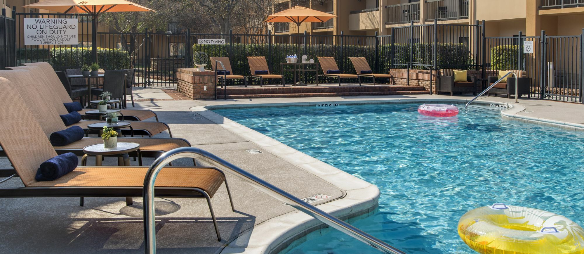Courtyard Dallas Addison Midway Exteriér fotografie